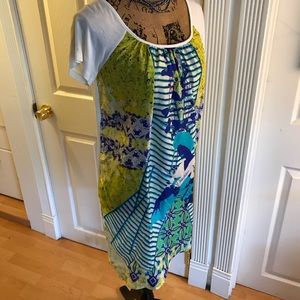 Save the Queen hi-low top